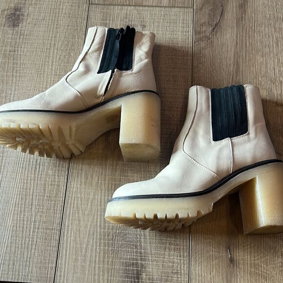 Free People James Chelsea Boots  White US 6 - Picture 6 of 9
